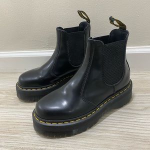 Dr.Martens - 2976 Smooth Leather Platform Chelsea Boots